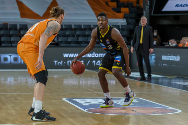 竞争对手 竞争对手