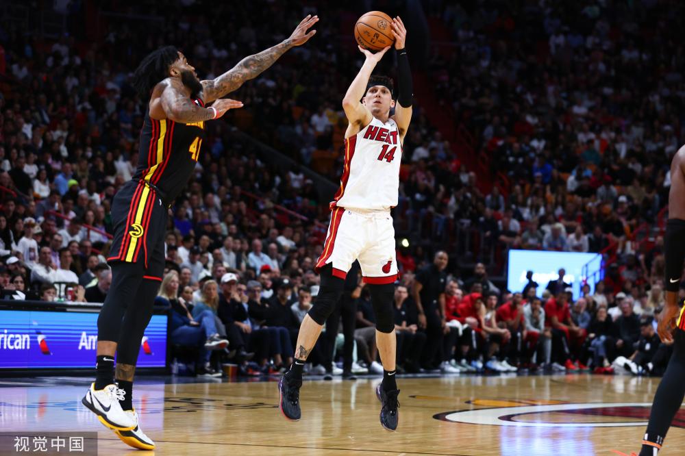 不断闪现着 不断闪现着