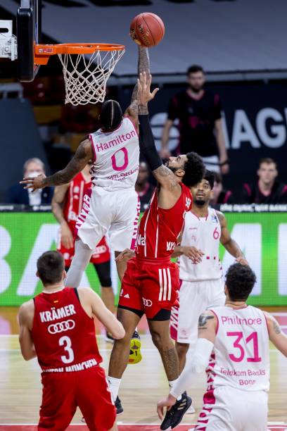 与此同时 与此同时