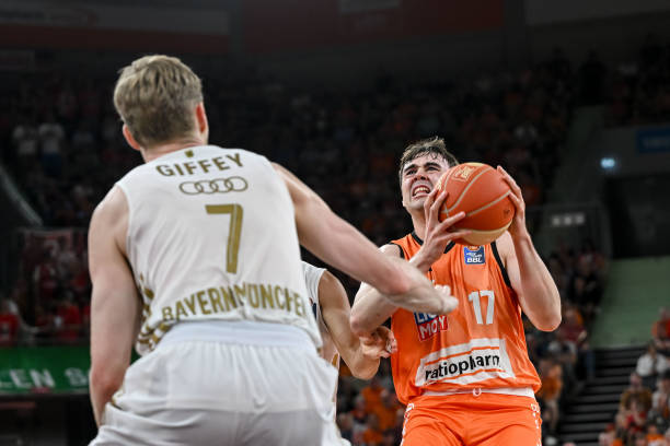 他们希望通 他们希望通